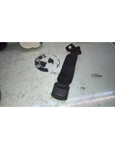 Attache ceinture arriere centrale BMW SERIE 5 (E60) PHASE 1 