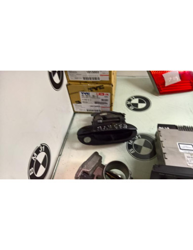 Poignee porte avant droit BMW  