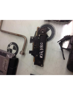 Poignee porte arriere gauche BMW SERIE 5 E34 