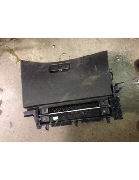 Boite a gants BMW SERIE 3 (E46) 