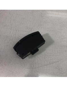 Bouton de warning BMW SERIE 1 E81  2