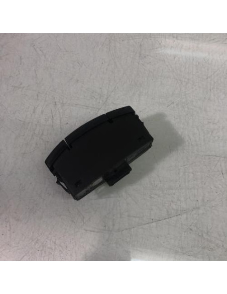 Bouton de warning BMW SERIE 1 E81 