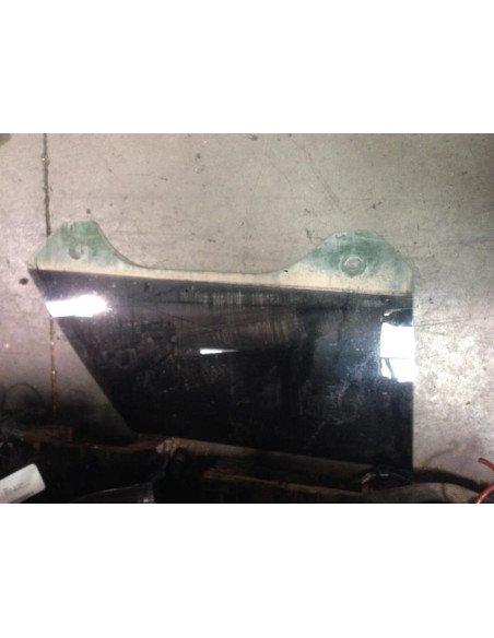 Vitre avant droit MINI  