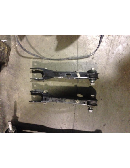 Bras de suspension superieur arriere droit BMW X1 E84 PHASE 1 