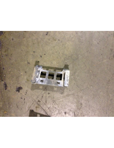 Support de pare chocs arriere BMW  