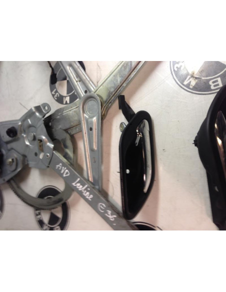 Poignee interieur arriere droit BMW  