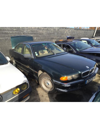 Cache moteur  BMW SERIE 7 E38 Diesel