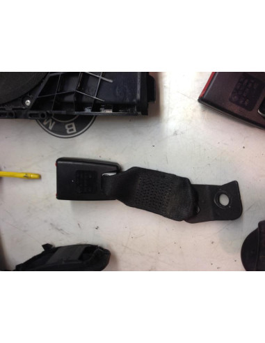 Attache ceinture arriere gauche BMW SERIE 3 E93 CABRIO PHASE 2 