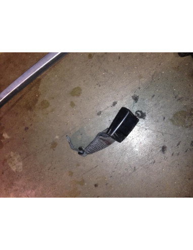 Attache ceinture arriere gauche BMW SERIE 1 E82 COUPE Diesel