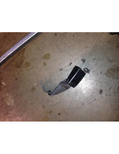 Attache ceinture arriere gauche BMW SERIE 1 E82 COUPE Diesel