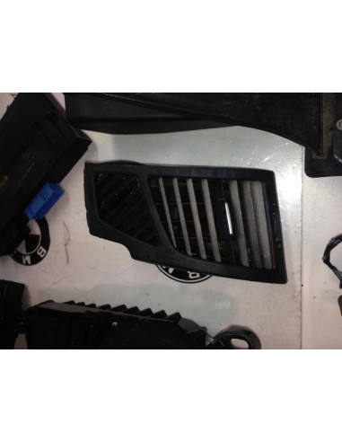 Aerateur tableau de bord avant gauche BMW SERIE 1 E82 COUPE Diesel