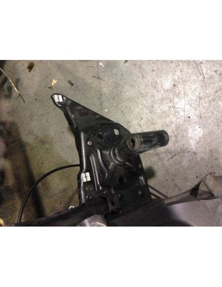 Support de pare chocs avant BMW SERIE 3 (E46) 