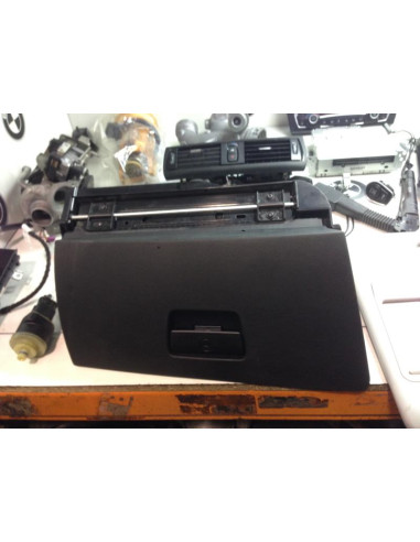 Boite a gants BMW SERIE 3 E90 PHASE 1 Diesel