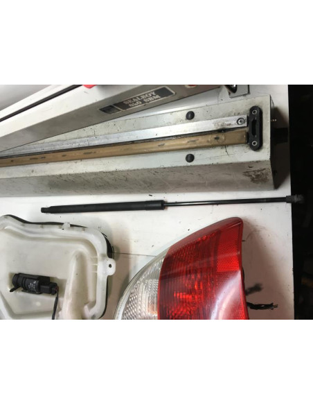 Verin de coffre BMW SERIE 3 E46 TOURING PHASE 2 BREAK Diesel