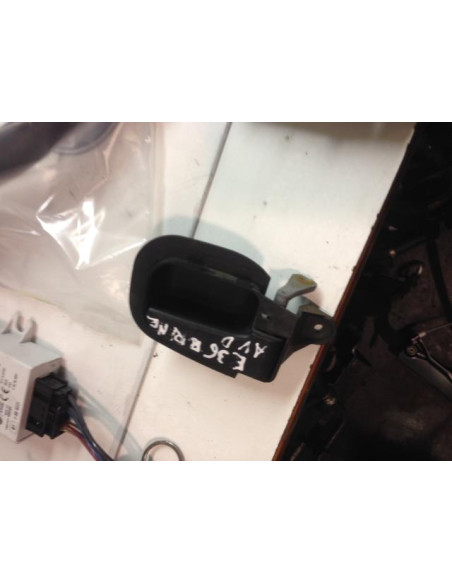 Poignee interieur arriere droit BMW  