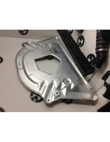 Cache sous moteur BMW  
