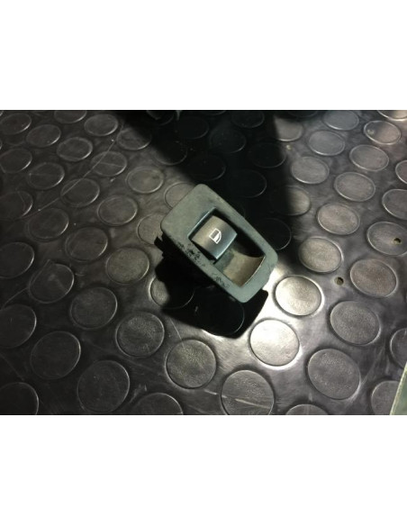 Interrupteur de leve vitre arriere droit BMW  