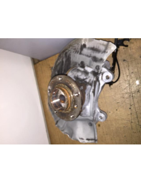 Fusee avant gauche BMW  