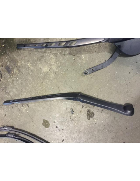 Bras essuie glace avant gauche BMW  