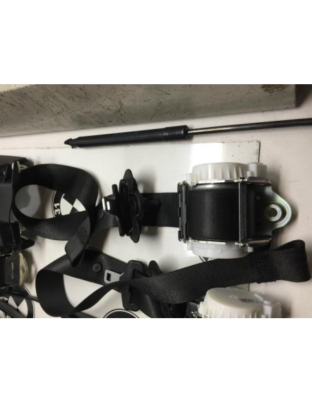 Ceinture avant droit BMW SERIE 1 E81 Diesel