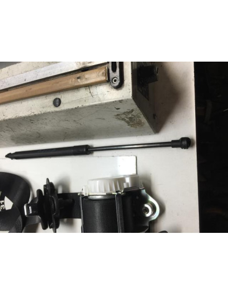 Verin de capot BMW SERIE 1 E81 Diesel