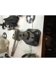 Support de pare chocs arriere BMW  