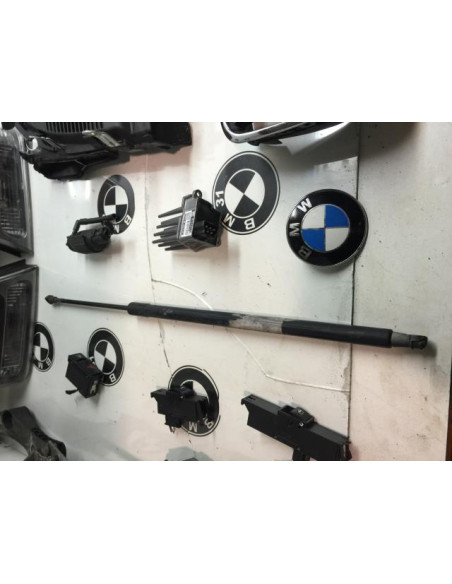 Verin de coffre BMW SERIE 3 E46 PHASE 1 Essence