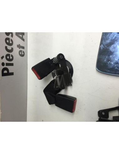 Attache ceinture arriere droit BMW SERIE 3 E46 PHASE 1 Essence