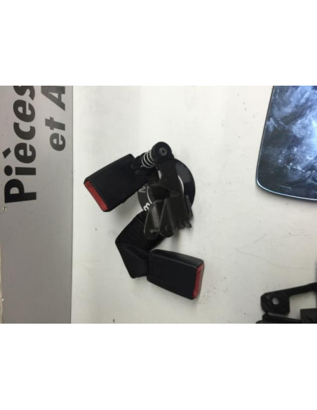 Attache ceinture arriere droit BMW SERIE 3 E46 PHASE 1 Essence