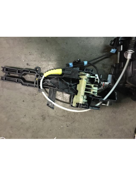 Poignee porte avant gauche BMW  