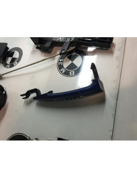 Poignee porte avant droit BMW  