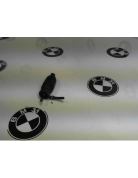 Pompe lave glace arriere BMW  