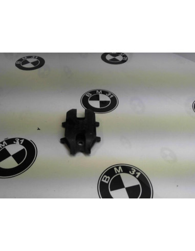 Support de pare chocs arriere BMW  