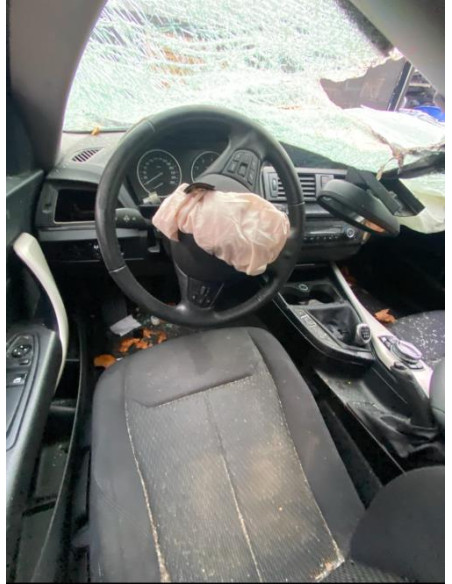 Poignee interieur avant gauche BMW SERIE 1 F21 PHASE 1 Diesel