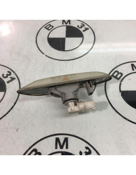 Repetiteur clignotant avant gauche (Feux) BMW SERIE 1 E87 PHASE 2 Diesel