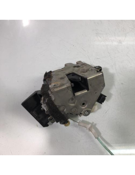 Serrure avant droit BMW SERIE 7 E38 Essence