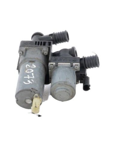 Pompe à eau BMW X3 E83 PHASE 1 Diesel