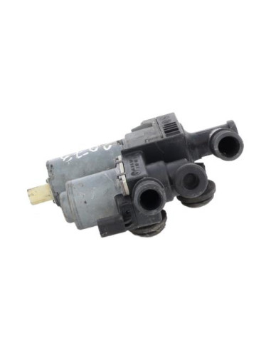 Pompe à eau BMW X3 E83 PHASE 1 Diesel