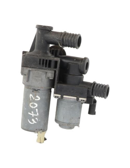 Pompe à eau BMW X3 E83 PHASE 1 Diesel