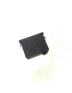 Prise port USB BMW SERIE 1 E87 PHASE 1 Diesel 2