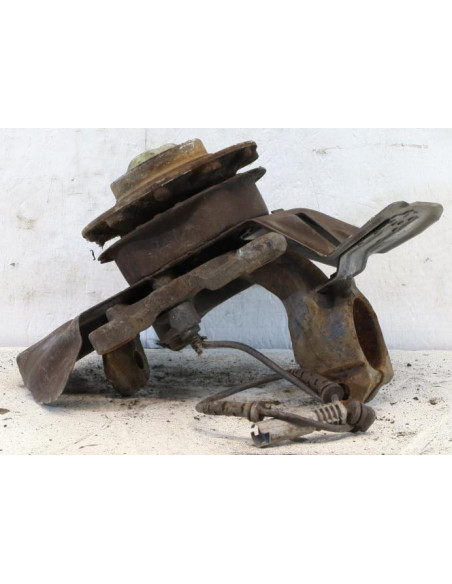 Fusee avant gauche BMW SERIE 3 E46 COUPE PHASE 1 Essence