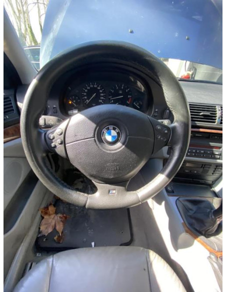 Pompe à eau BMW SERIE 5 E39 PHASE 2 Essence