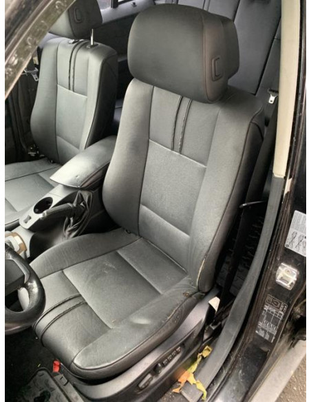 Fusee avant droit BMW X3 E83 PHASE 2 Diesel