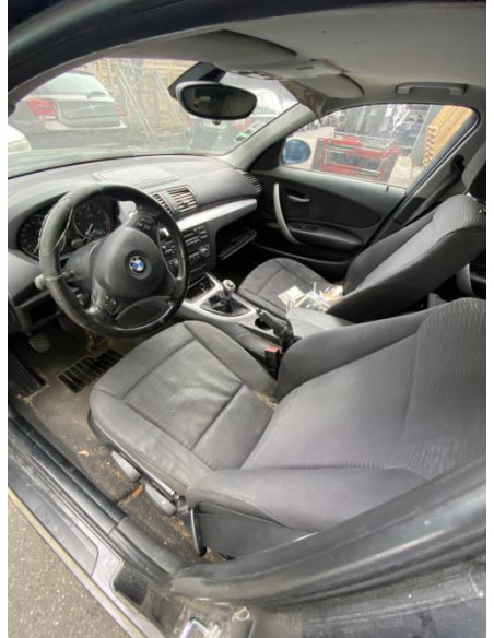 Poignee porte avant gauche BMW SERIE 1 E87 PHASE 2 Diesel