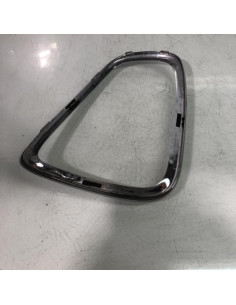 Enjoliveur de feu arriere gauche MINI MINI 2 R56 PHASE 1 Essence 2