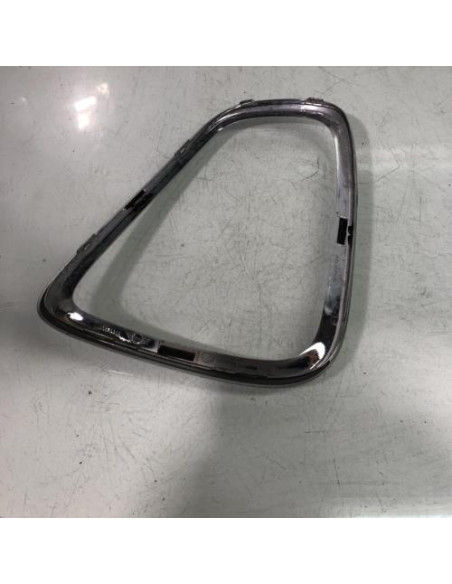 Enjoliveur de feu arriere gauche MINI MINI 2 R56 PHASE 1 Essence