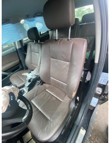 Vitre arriere gauche BMW X3 E83 PHASE 2 Diesel