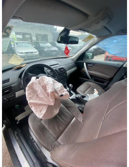 Vitre arriere droit BMW X3 E83 PHASE 2 Diesel