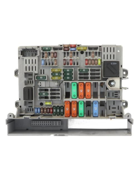 Porte fusible BMW SERIE 3 E90 PHASE 1 Diesel