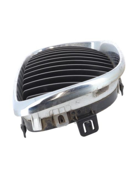 Grille de calandre droite BMW SERIE 1 E87 PHASE 2 Diesel